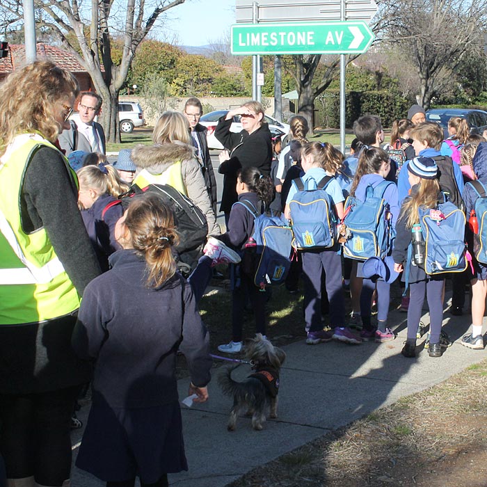 winter-walk-to-school winter-walk-to-school